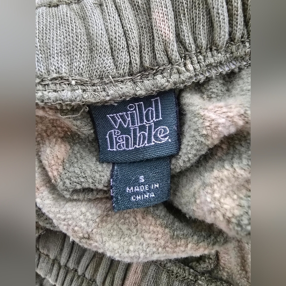 Wild Fable Green Tie-Dye Jogger Pants - Picture 2 of 10